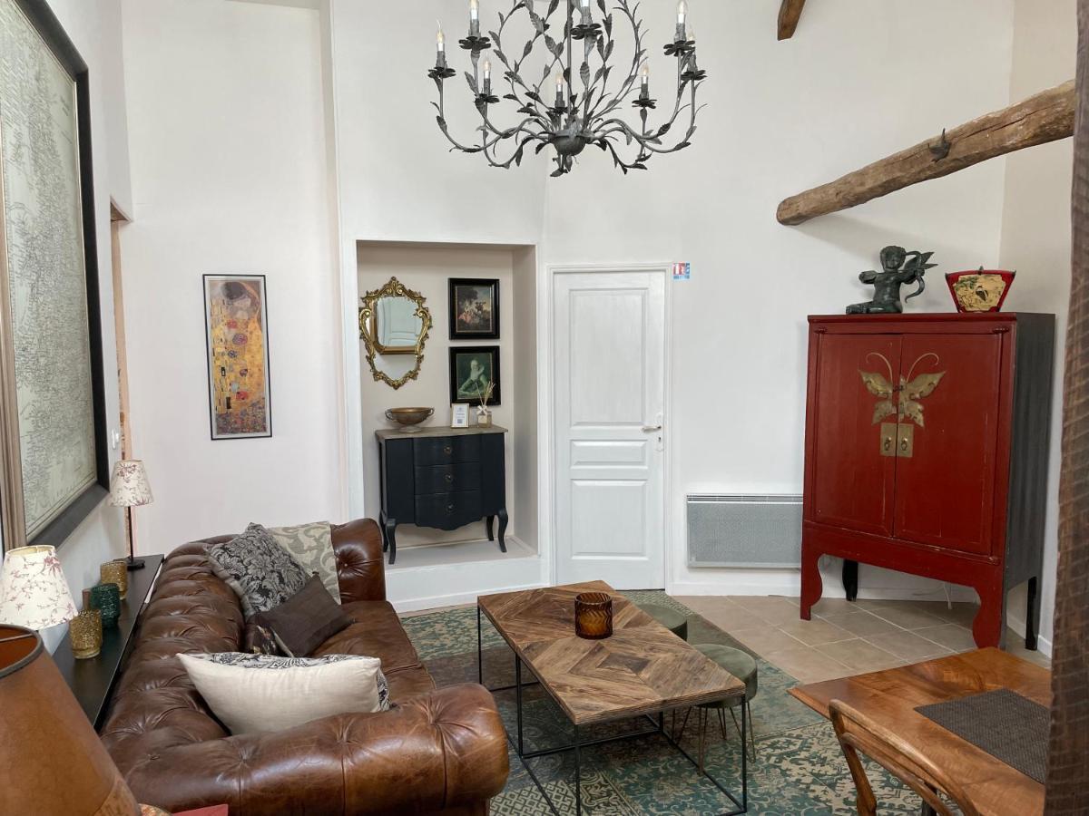 Maison Hirondelles Gîtes Mezieres-sur-Issoire Extérieur photo
